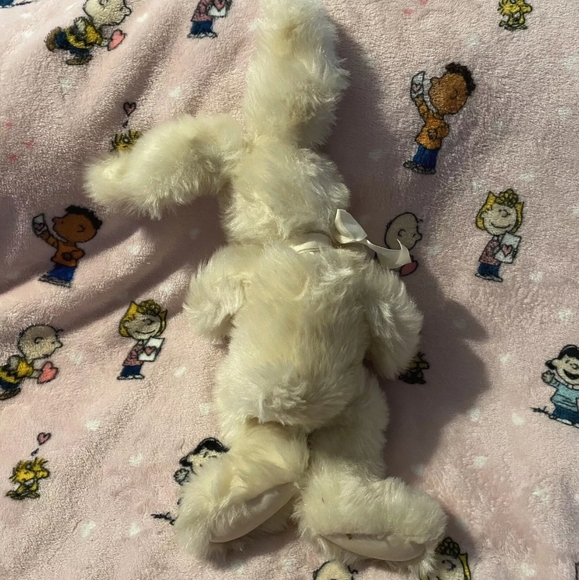 Vintage Russ Berrie Easter Bunny Rabbit Magnolia Cream Plush Stuffed Animal 17” - Picture 3 of 6